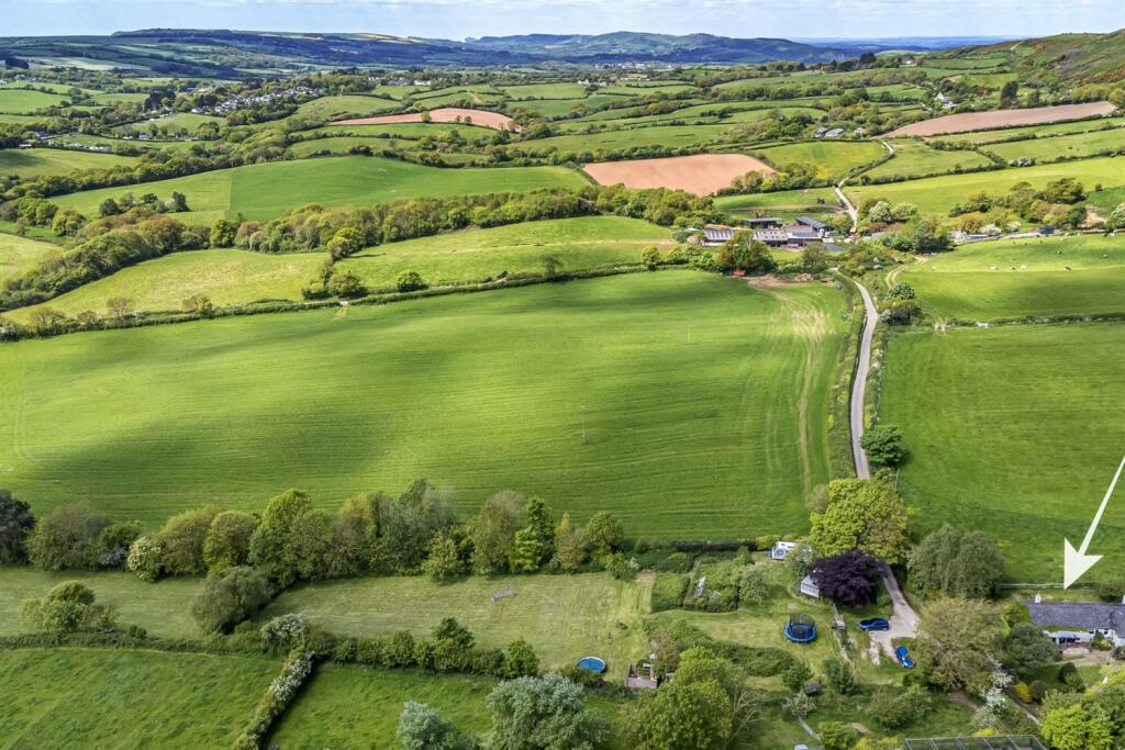 Additional property image - Knitson
