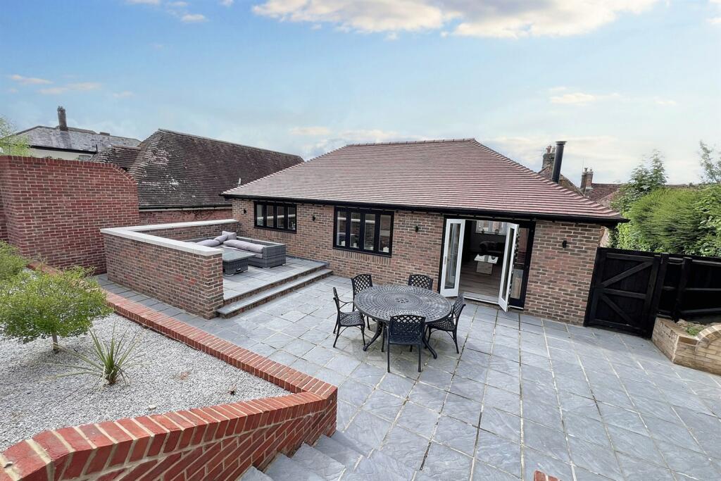 Additional property image - Bere Regis