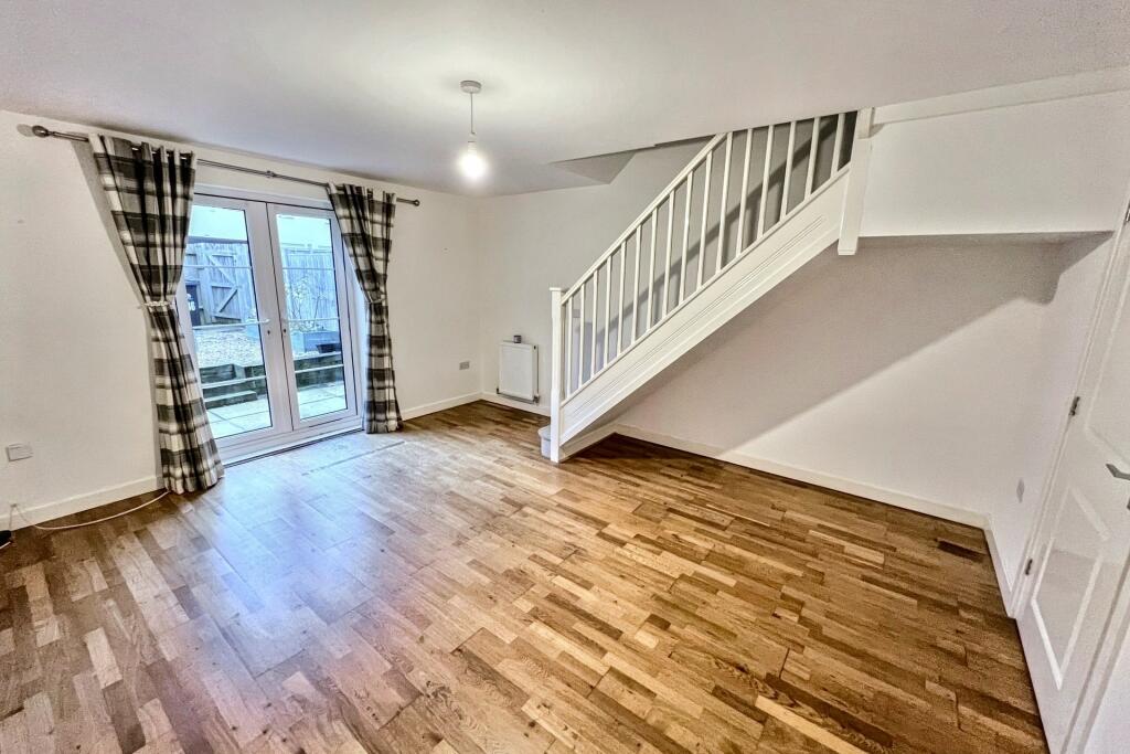 Additional property image - Wool