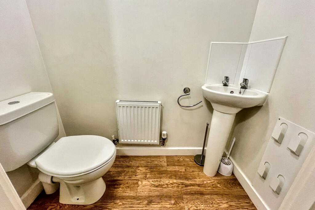 Additional property image - Wool