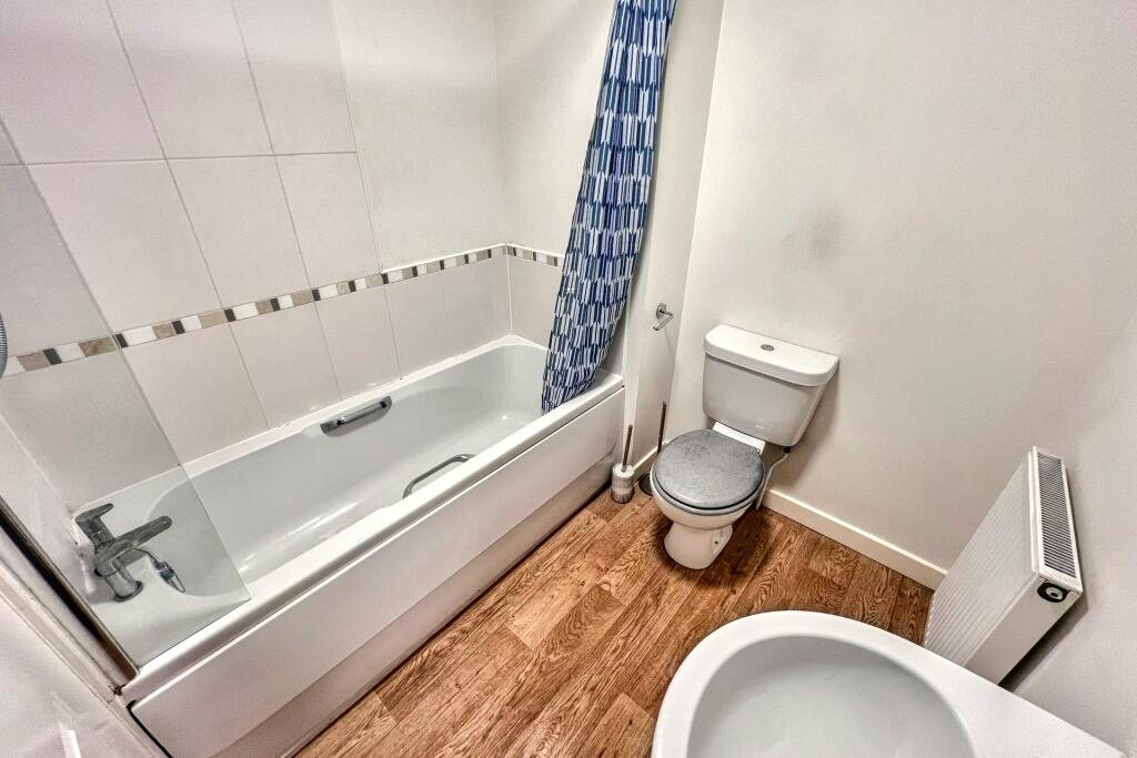 Additional property image - Wool