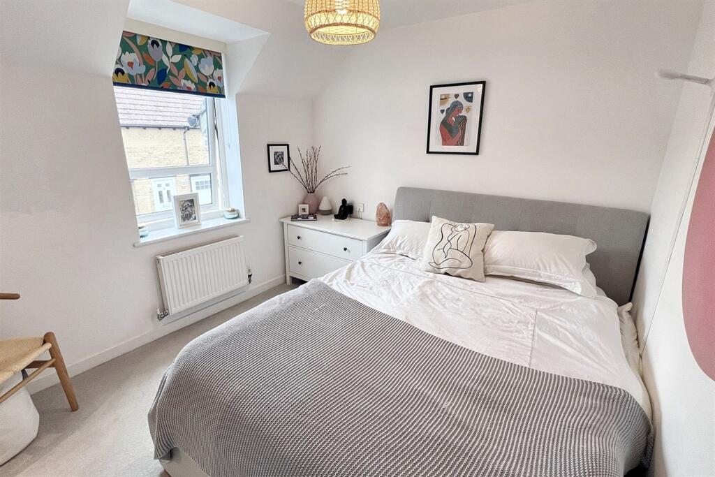 Additional property image - Wool