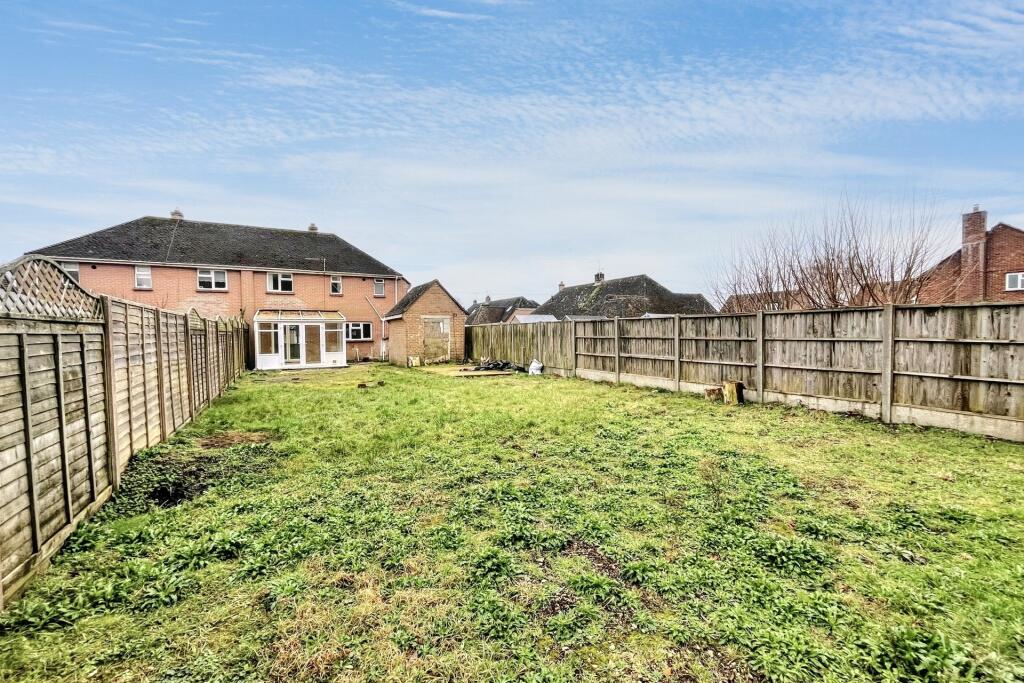 Additional property image - Wool
