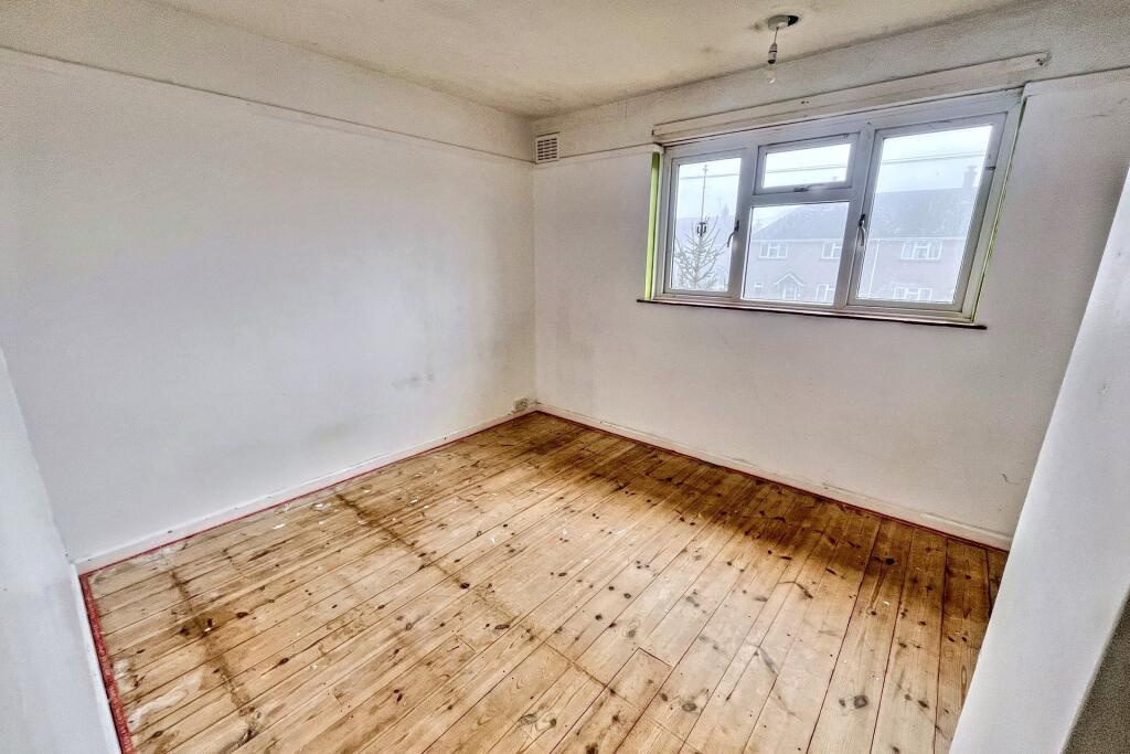 Additional property image - Wool