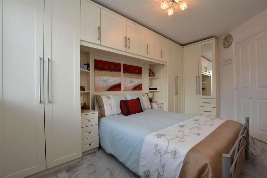 Additional property image - Headingley House, Chapman Road, Thornbury, Bradford