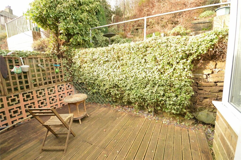 2 bedroom bungalow for sale in Rockcliffe Avenue, Baildon, Shipley