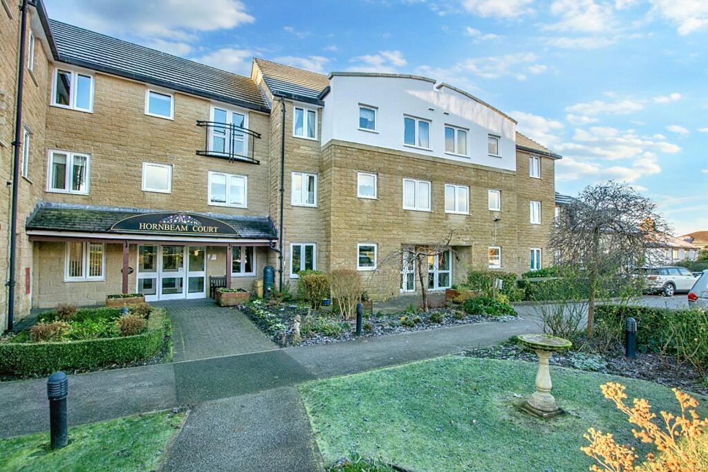 1 bedroom apartment for sale in 39 Hornbeam Court, Oxford Avenue