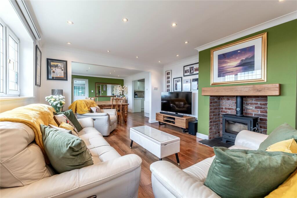 Additional property image - Oaklands, Bradford, West Yorkshire