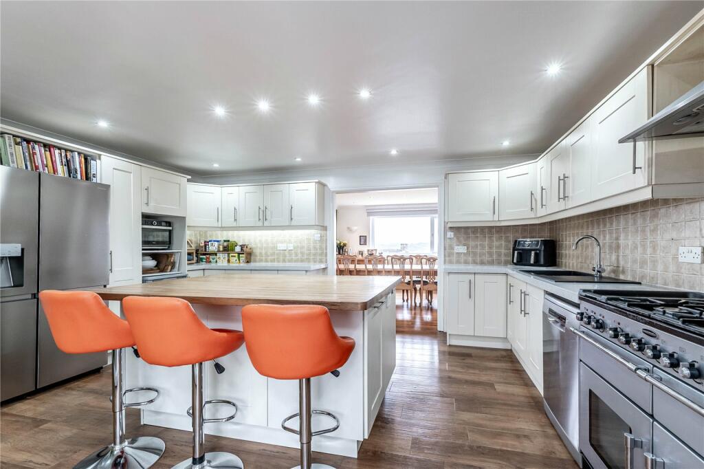 Additional property image - Oaklands, Bradford, West Yorkshire