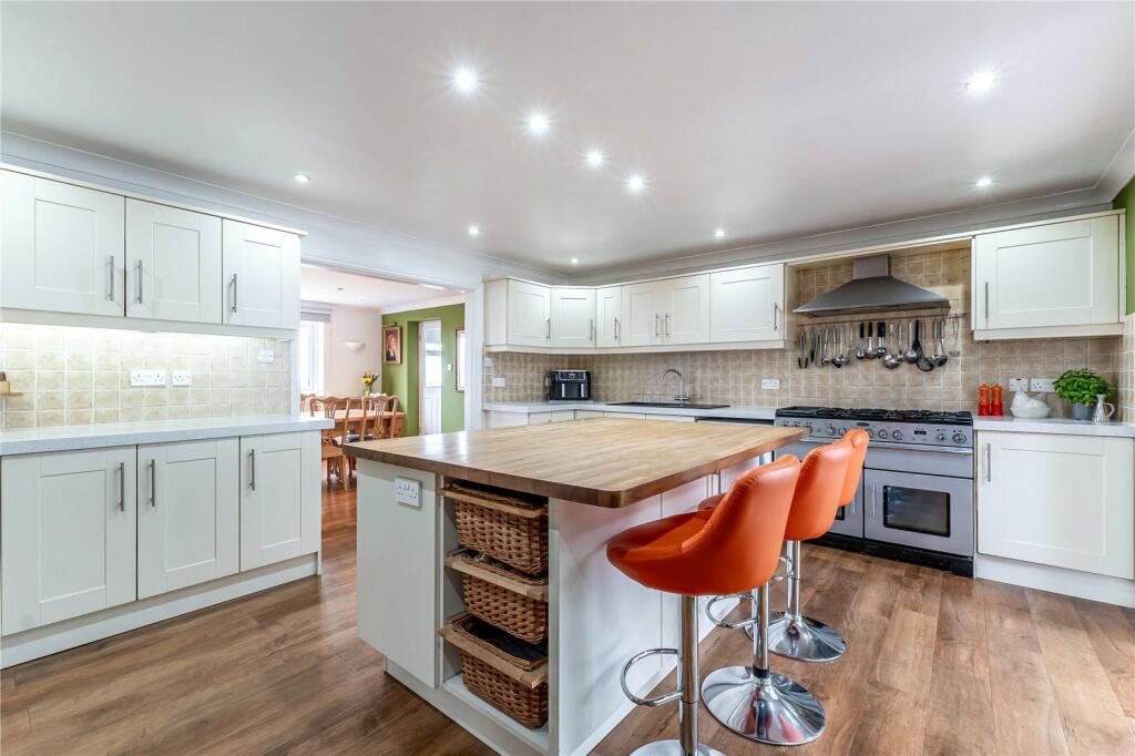 Additional property image - Oaklands, Bradford, West Yorkshire