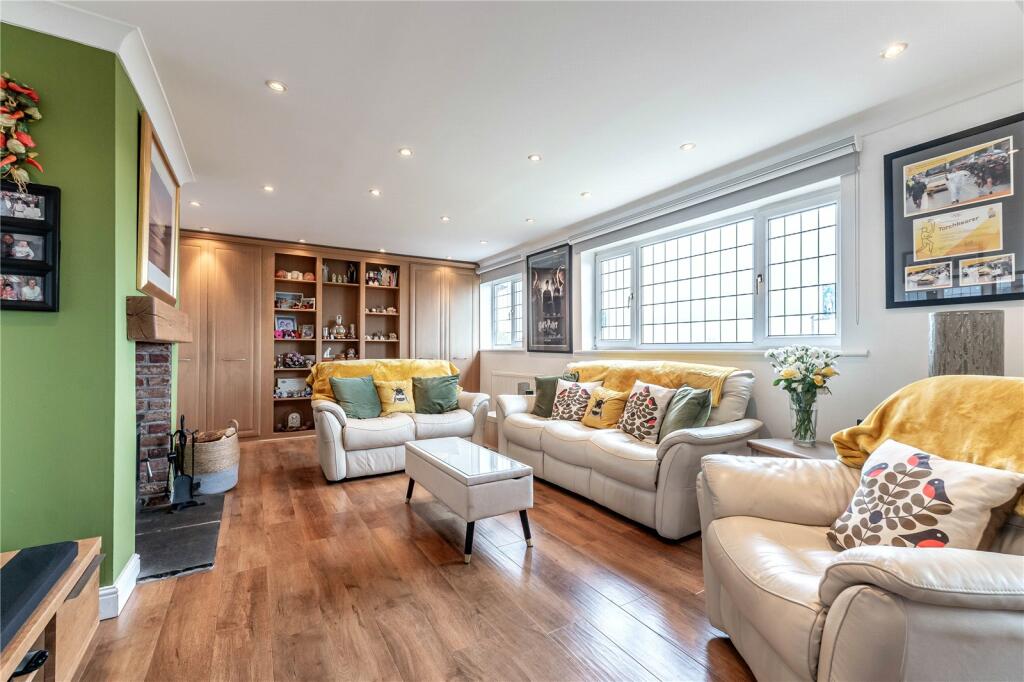Additional property image - Oaklands, Bradford, West Yorkshire