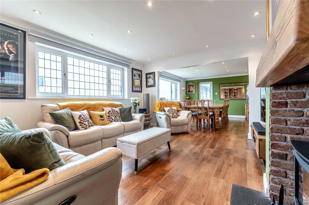 Additional property image - Oaklands, Bradford, West Yorkshire