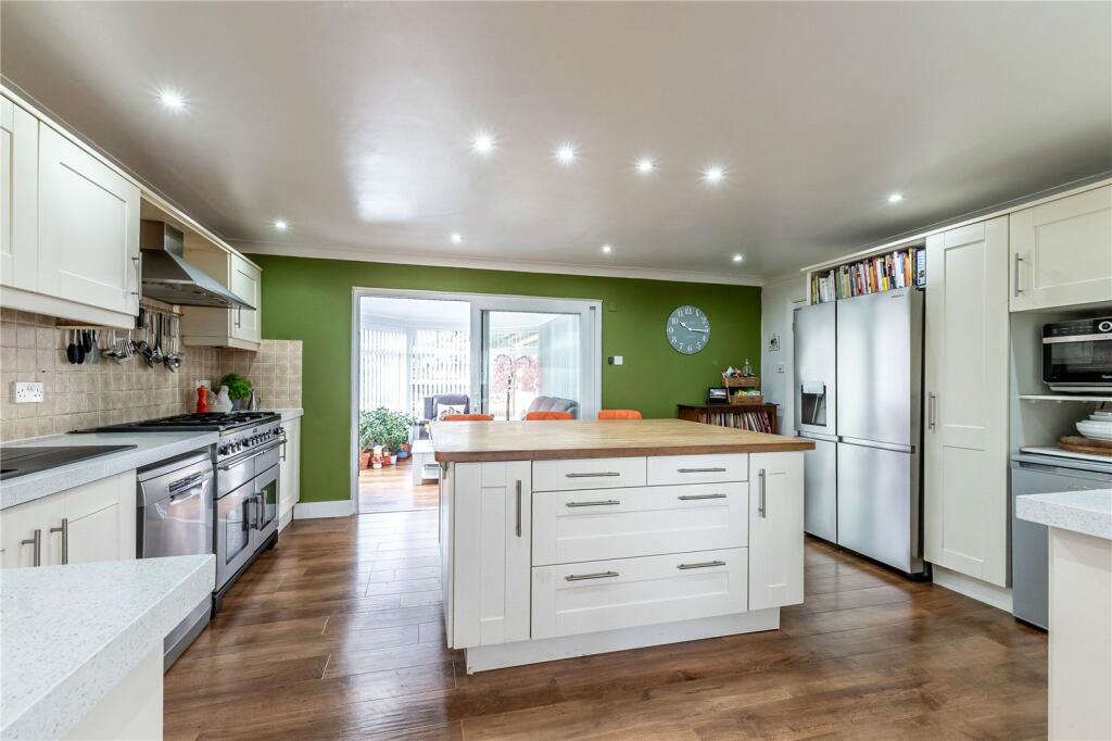 Additional property image - Oaklands, Bradford, West Yorkshire