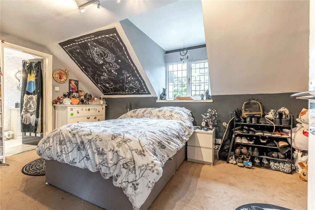 Additional property image - Oaklands, Bradford, West Yorkshire