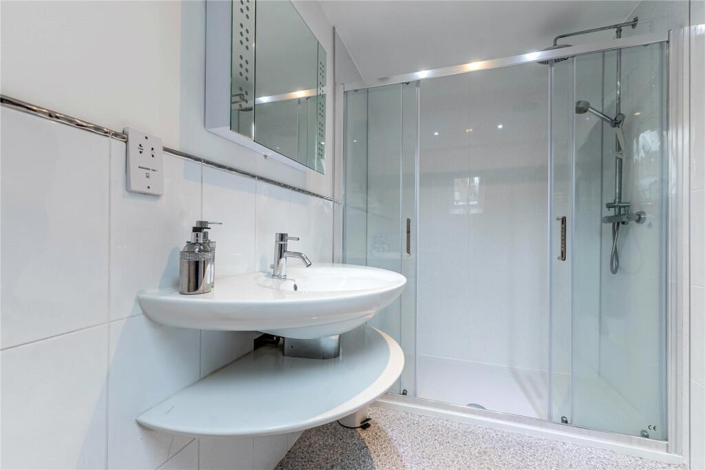 Additional property image - Oaklands, Bradford, West Yorkshire