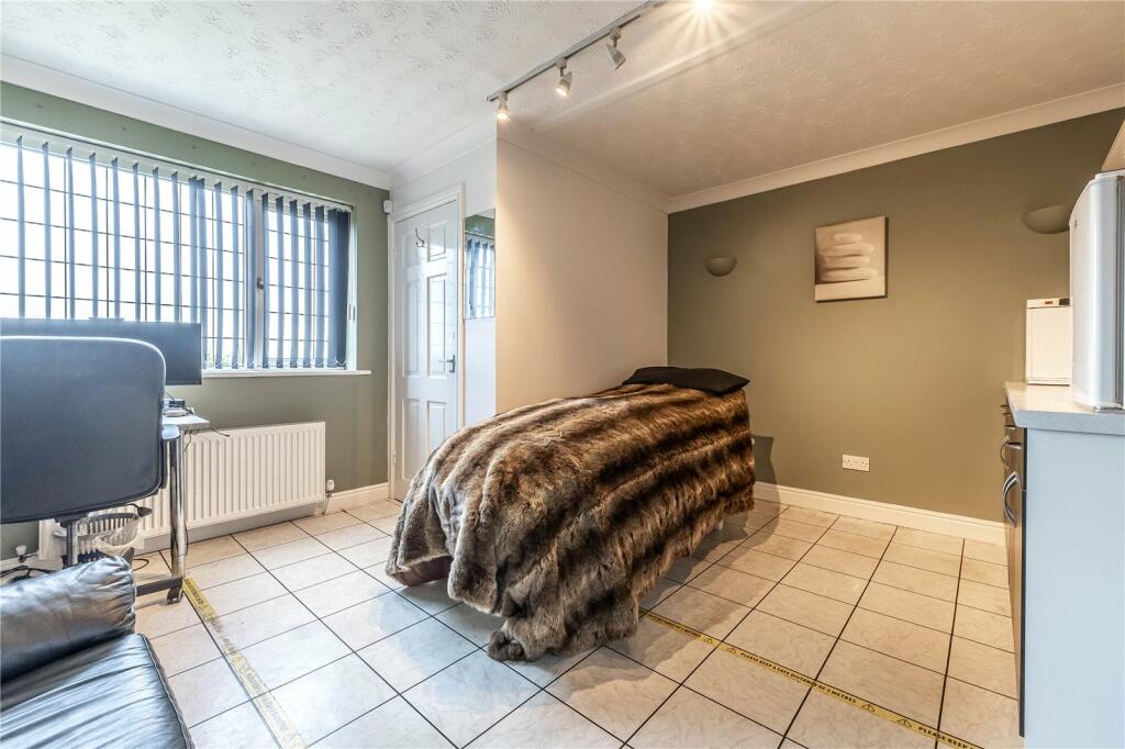 Additional property image - Oaklands, Bradford, West Yorkshire