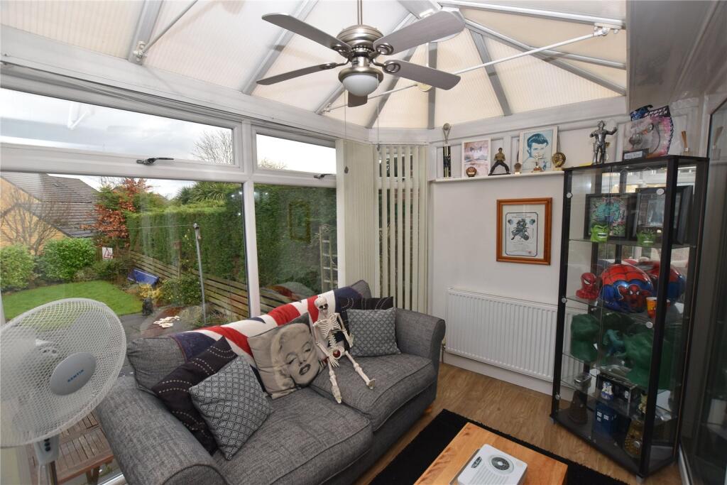 Additional property image - Simpson Grove, Bradford, West Yorkshire