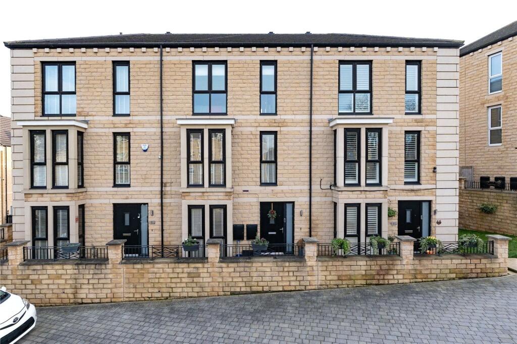 Main image of property: Dyehouse Court, Bradford, West Yorkshire