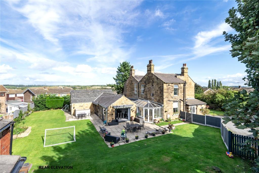 7 bedroom detached house for sale in Applegarth House, Applegarth