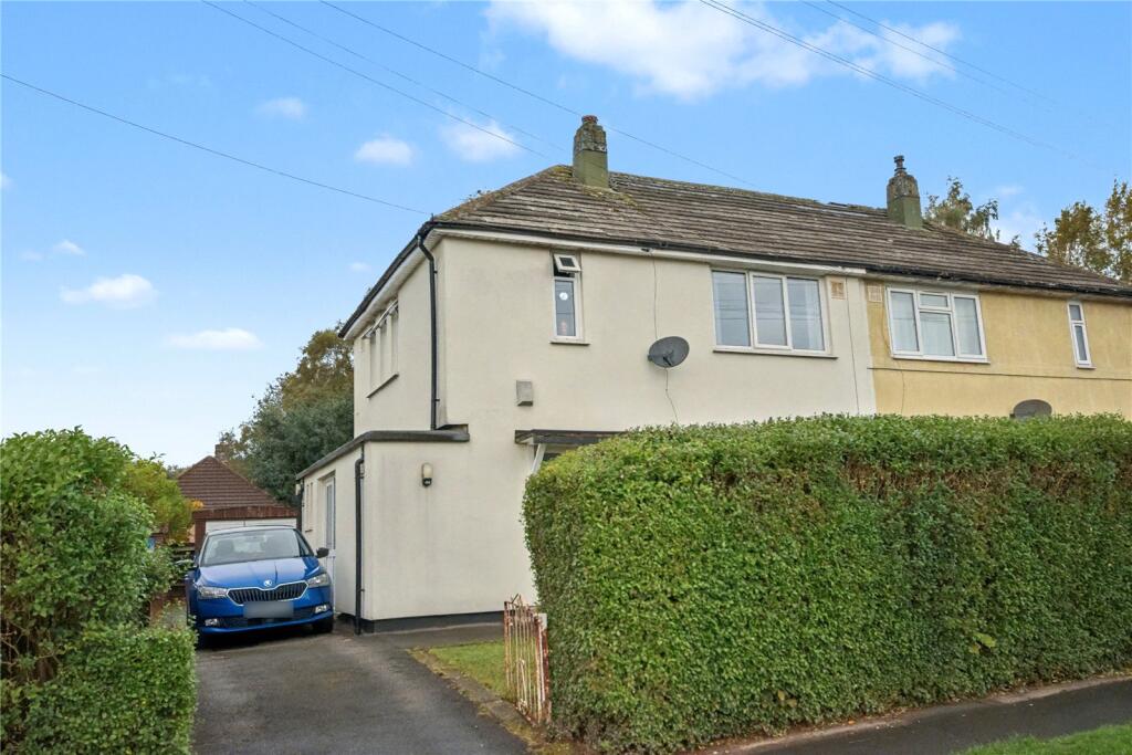 Main image of property: Parkstone Mount, Leeds, West Yorkshire