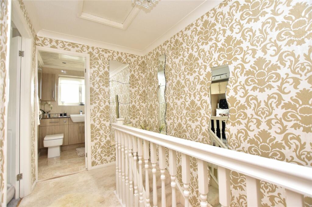 3 bedroom terraced house for sale in Selby Road, Leeds, LS15