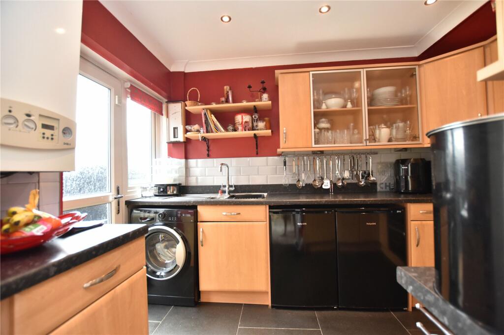 3 bedroom terraced house for sale in Selby Road, Leeds, LS15