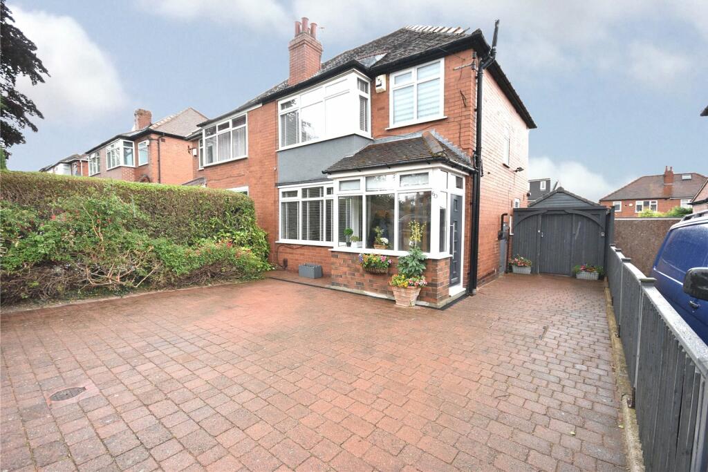 3 bedroom semidetached house for sale in Ring Road, Crossgates, Leeds