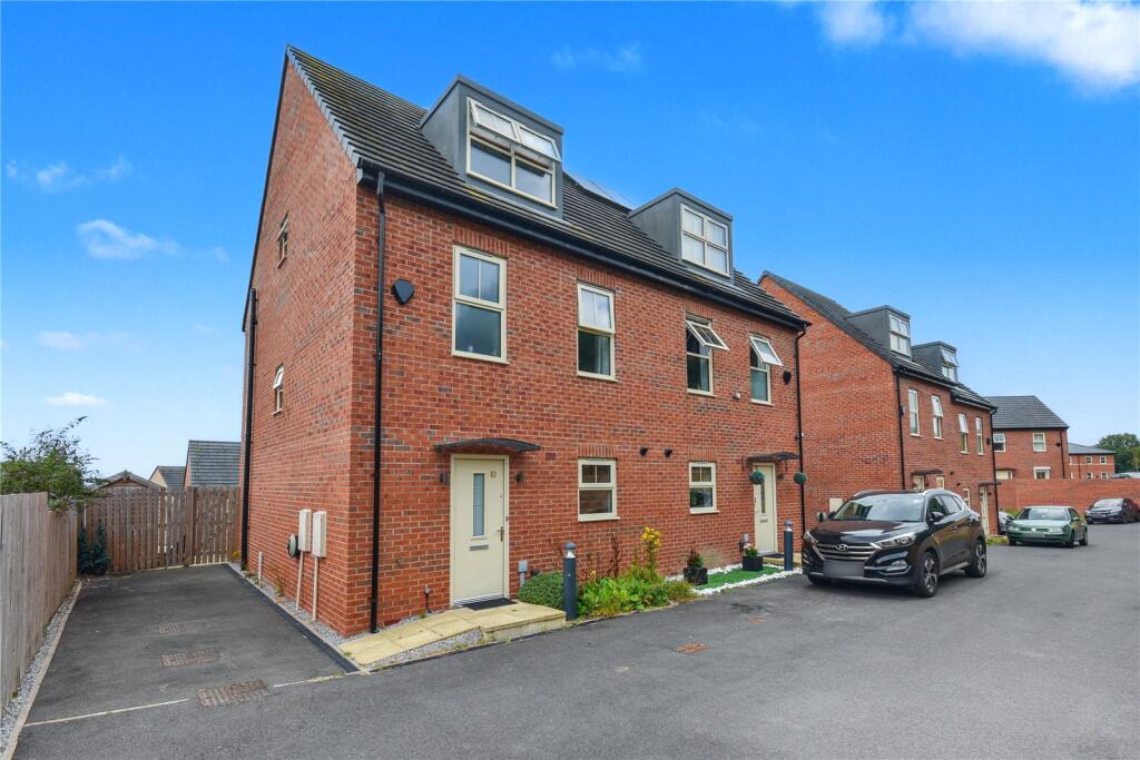 Main image of property: Helmsley Close, Leeds, West Yorkshire
