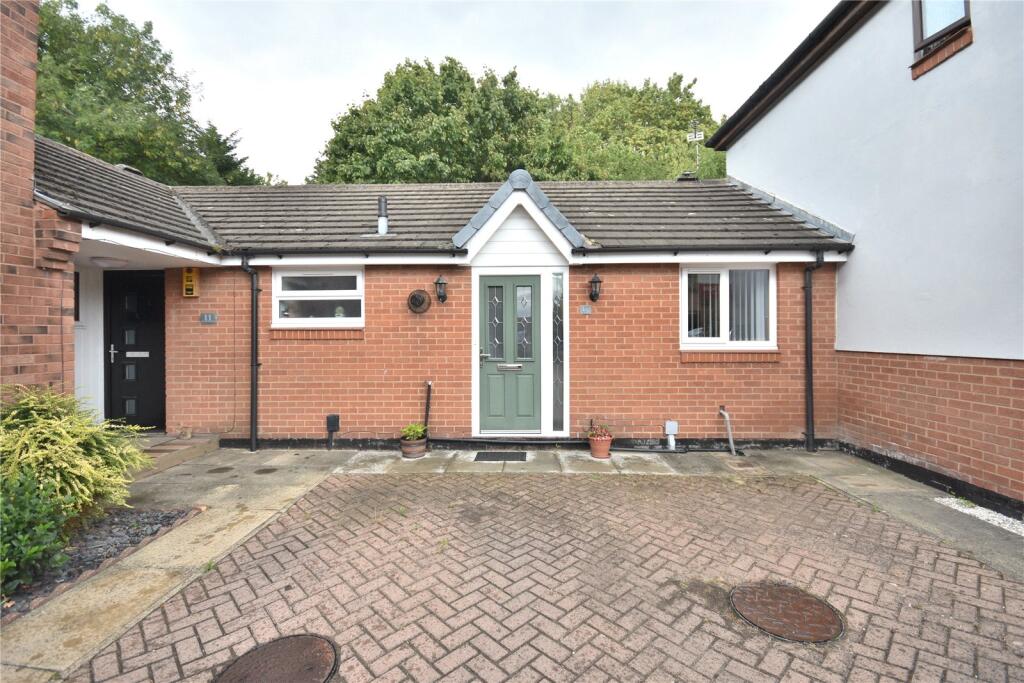 Main image of property: High Bank Close, Leeds, West Yorkshire