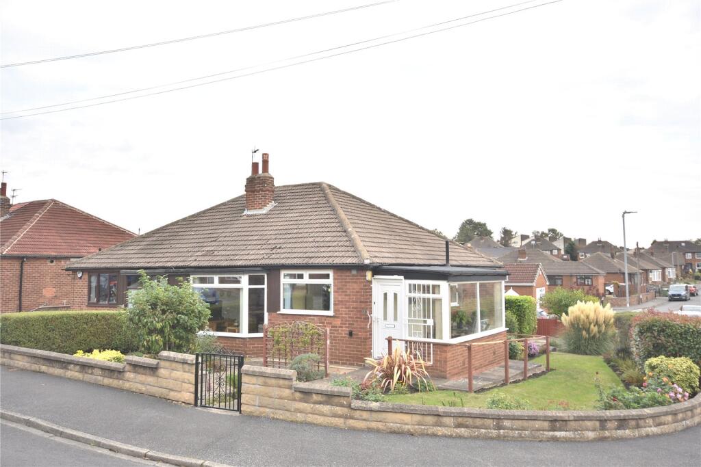 Main image of property: Field End Crescent, Leeds, West Yorkshire