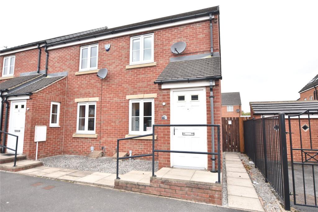 Main image of property: Ash Tree Gardens, Leeds, West Yorkshire