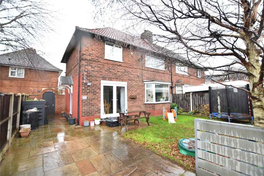 Main image of property: Appleby Place, Leeds, West Yorkshire