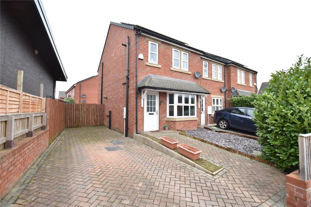 Main image of property: Swarcliffe Avenue, Leeds