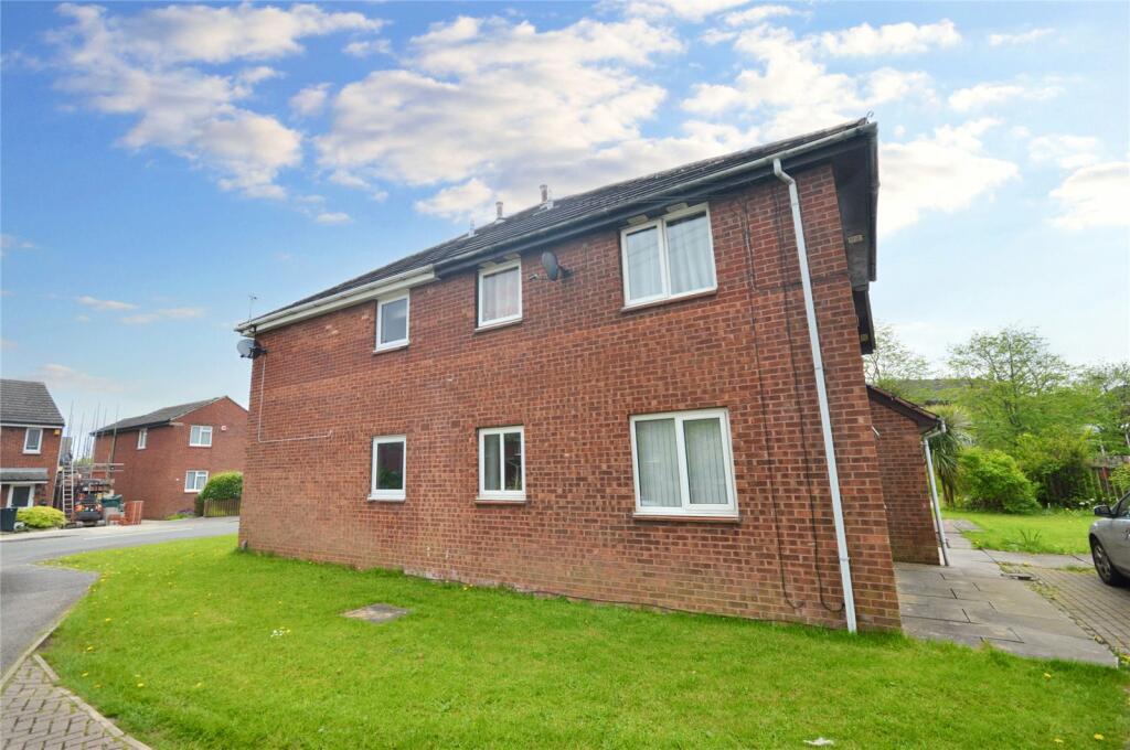 Studio apartment for sale in Melton Avenue, Leeds, West Yorkshire, LS10