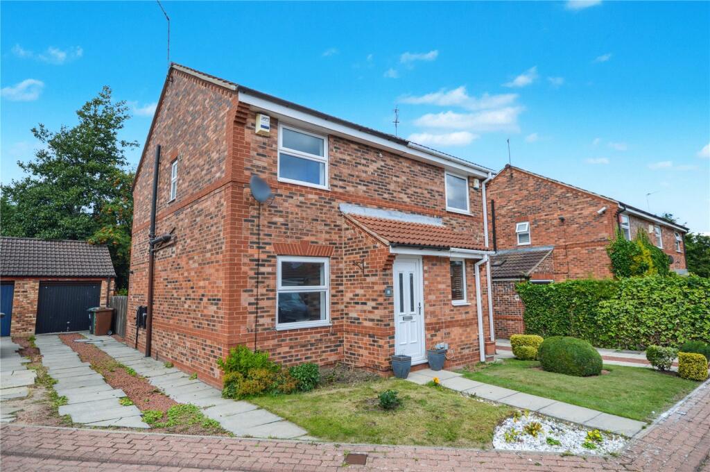 Main image of property: Dunlin Fold, Leeds, West Yorkshire