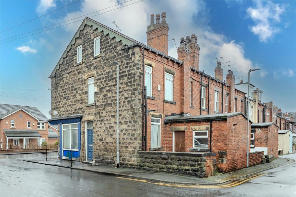 Main image of property: Bentley Lane, Leeds, West Yorkshire