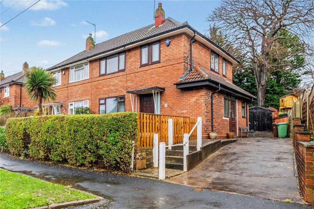 Main image of property: Queenswood Road, Leeds, West Yorkshire