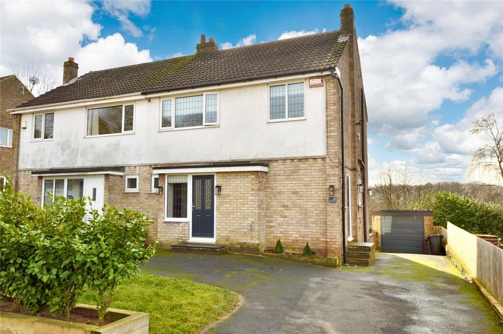 3 bedroom semidetached house for sale in Hough End Garth, Leeds, West