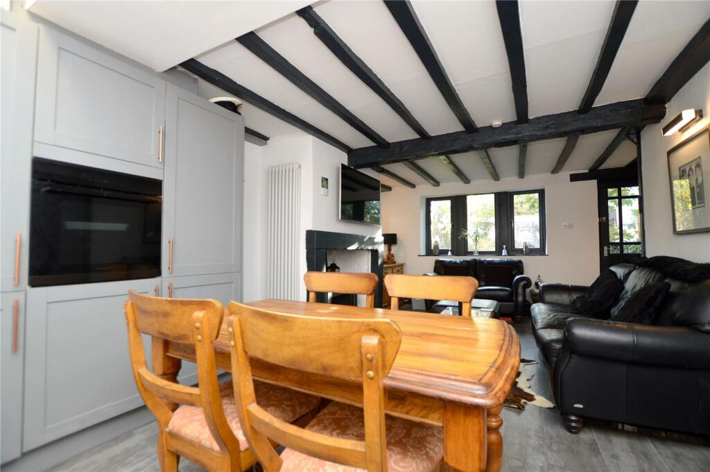 Additional property image - Holme Lane, Bradford, West Yorkshire