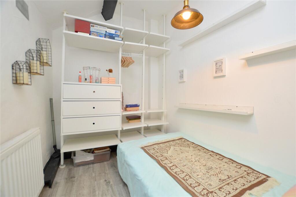 Additional property image - Holme Lane, Bradford, West Yorkshire