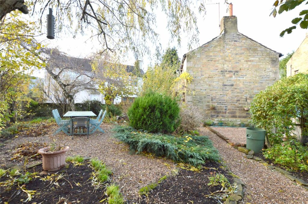 Additional property image - Holme Lane, Bradford, West Yorkshire