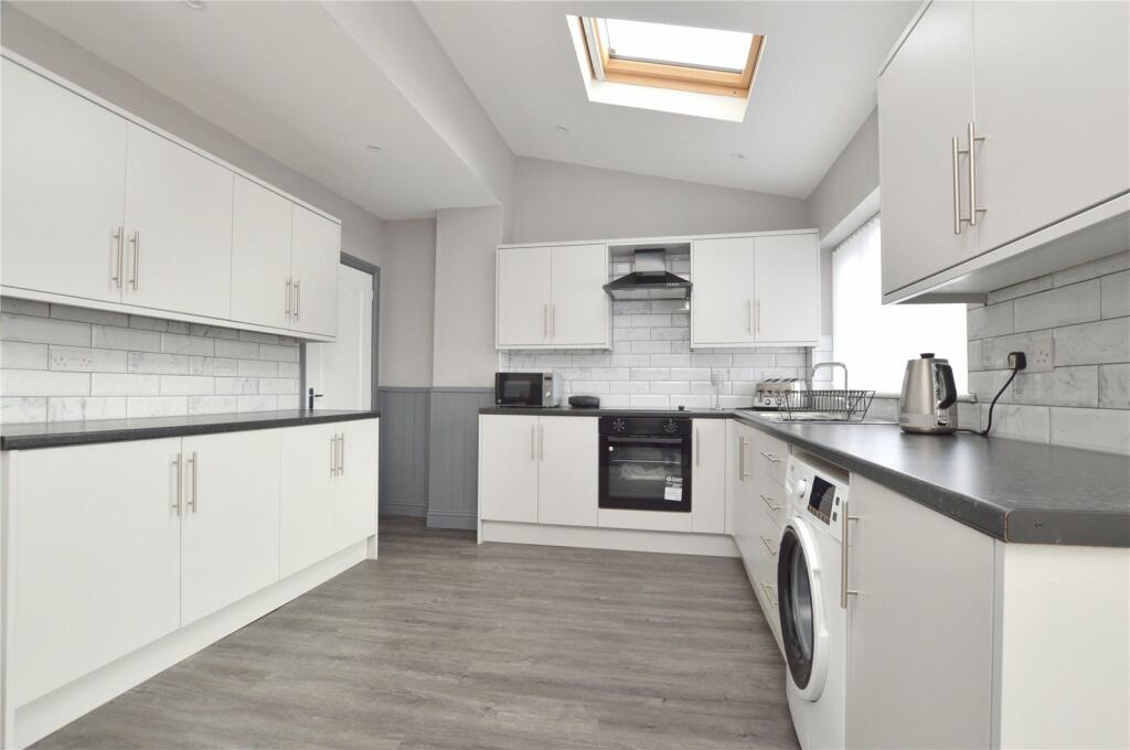 Additional property image - Tyersal Road, Bradford, West Yorkshire