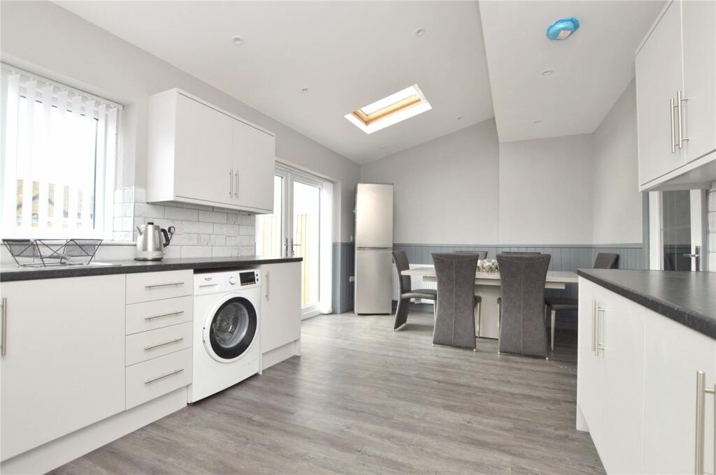 Additional property image - Tyersal Road, Bradford, West Yorkshire