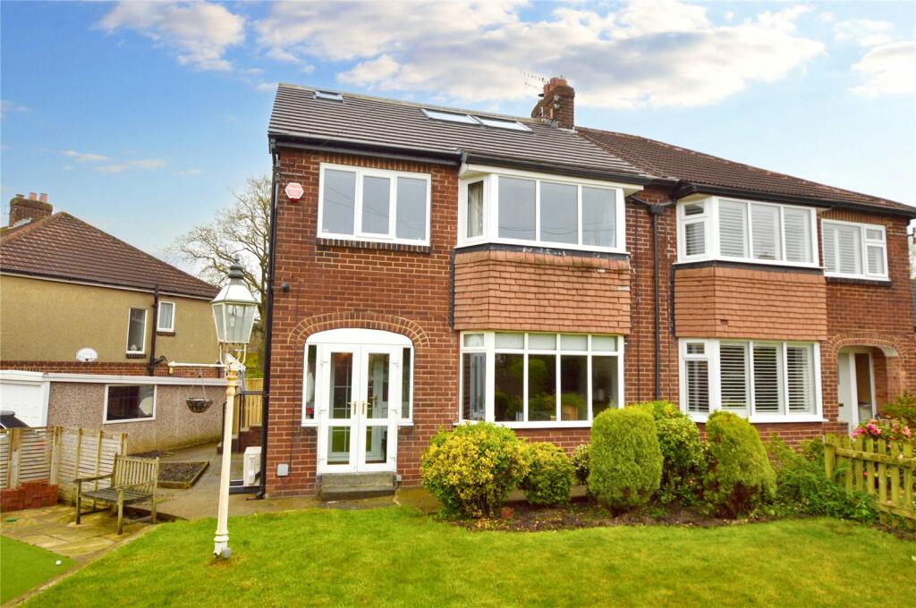 4 bedroom semidetached house for sale in Foxholes Lane, Calverley