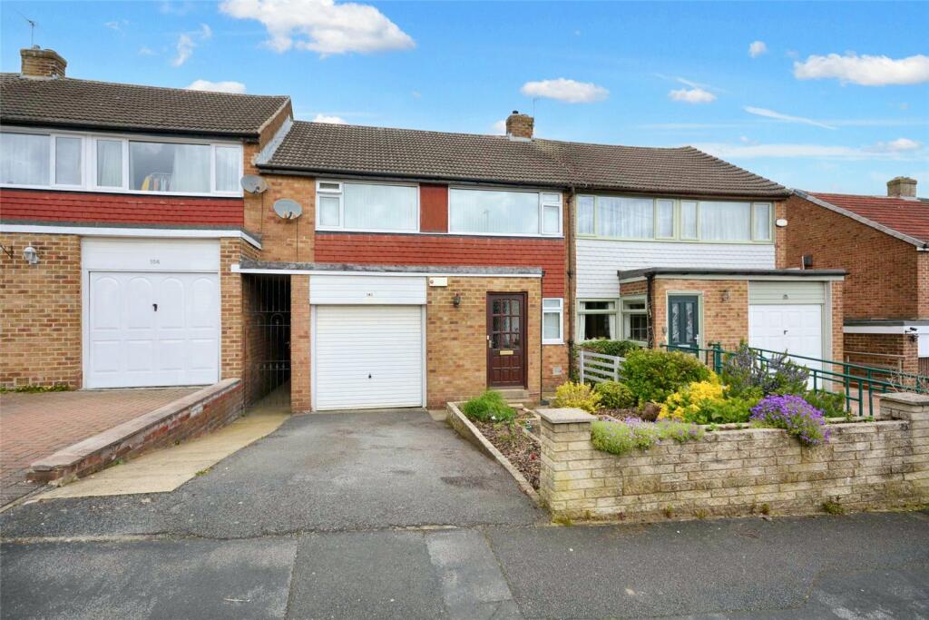 4 bedroom terraced house for sale in Kent Crescent, Pudsey, West