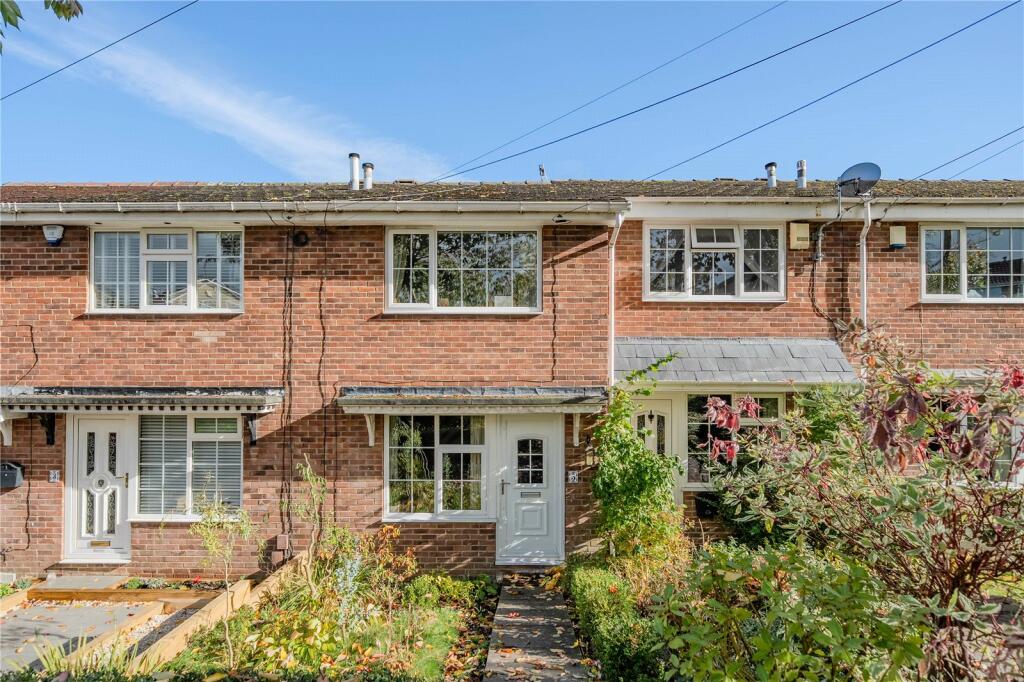 Main image of property: New Park Place, Farsley, Pudsey, West Yorkshire