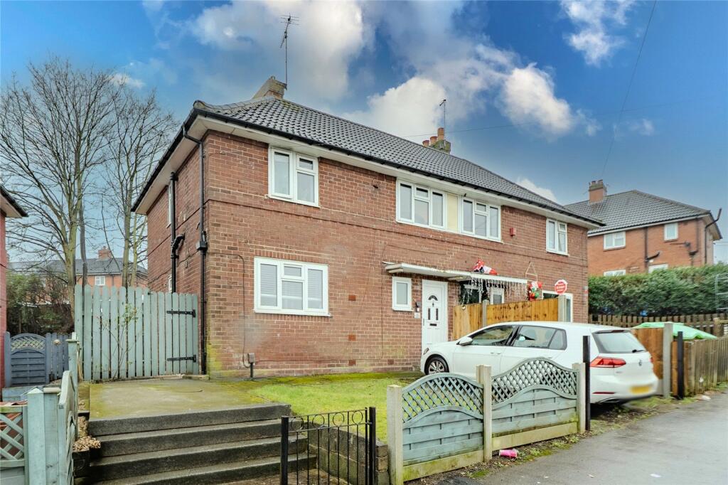 Main image of property: Broadlea Crescent, Leeds, West Yorkshire