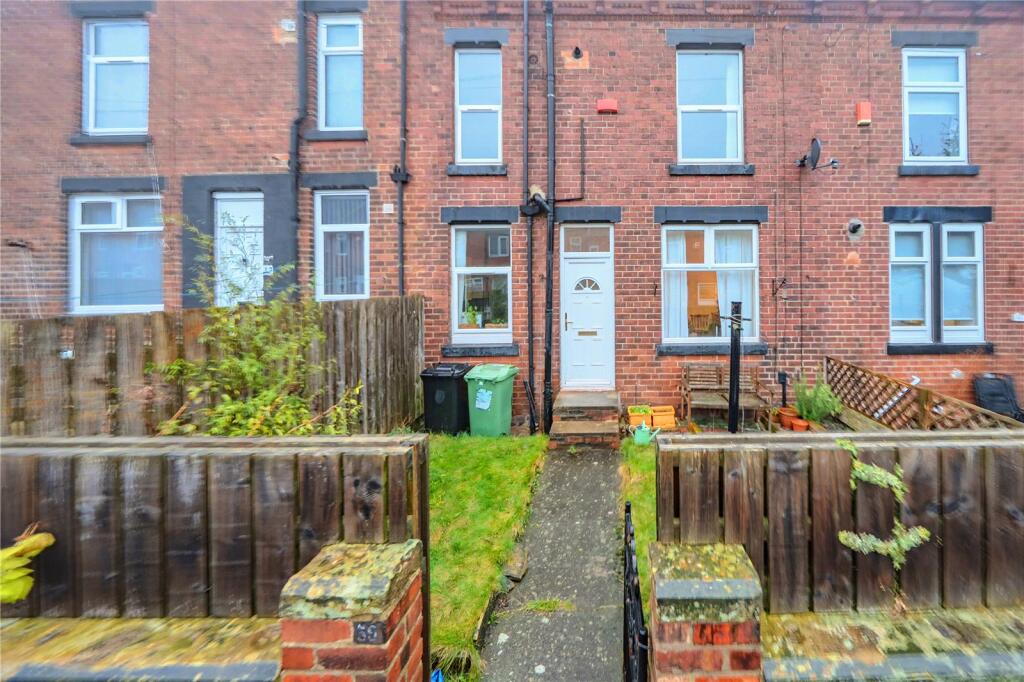 Main image of property: Henley Crescent, Leeds, West Yorkshire