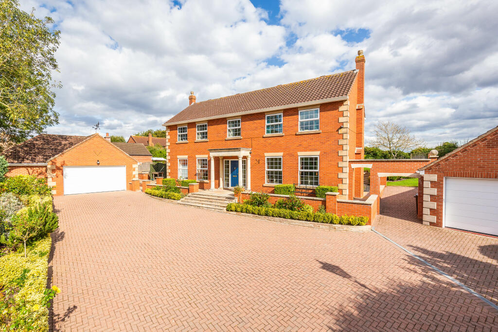 Main image of property: Heathfield House, Headon, Retford, Nottinghamshire, DN22 0RD