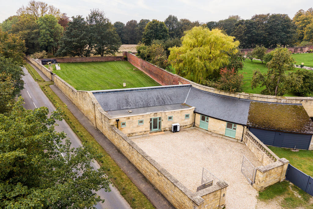 Main image of property: Summer Meadows, Hickleton Road, Hickleton, Doncaster, South Yorkshire, DN5 7AZ